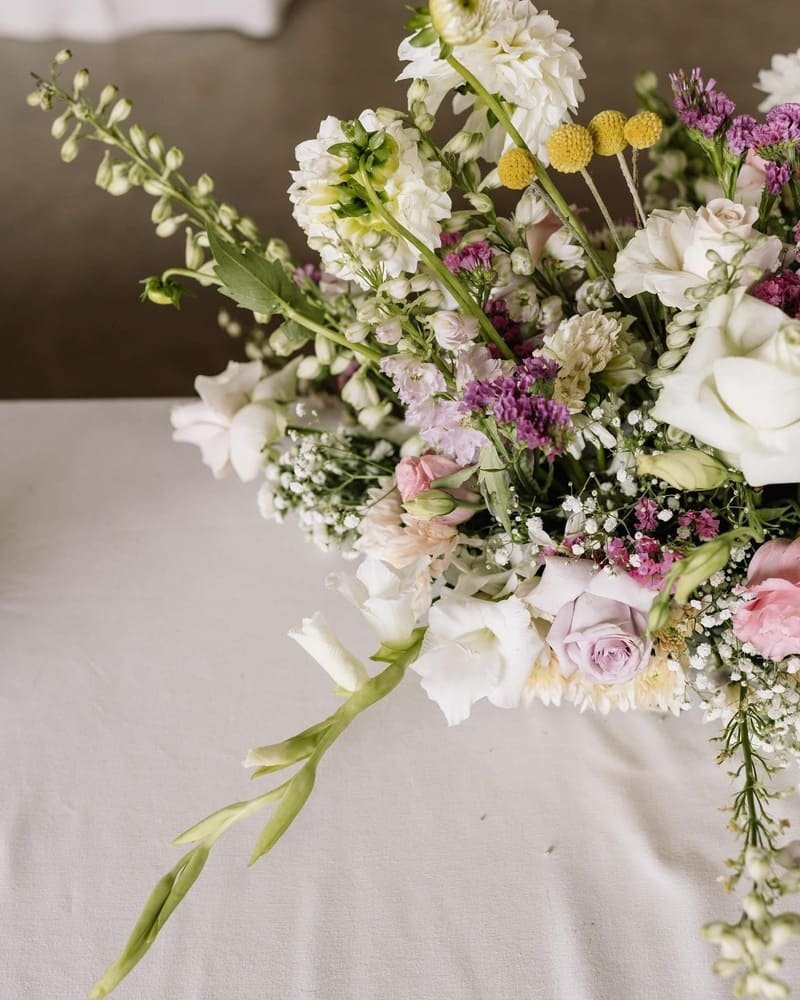 The Bridal Plan Tied with a Knot Gallery (1)