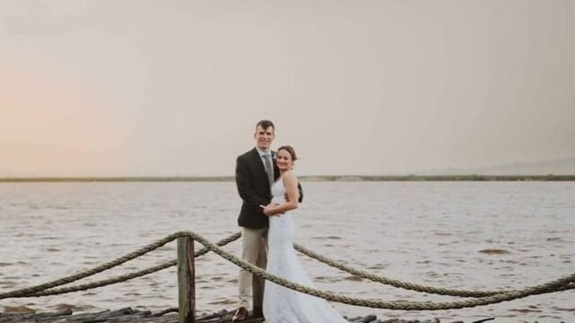 Murasie Wedding Venue in the Overberg with dam and oak trees