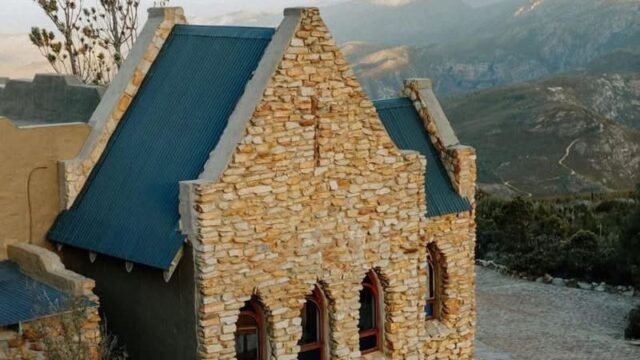 Heaven's View Mountain Venue mountaintop wedding in the Western Cape