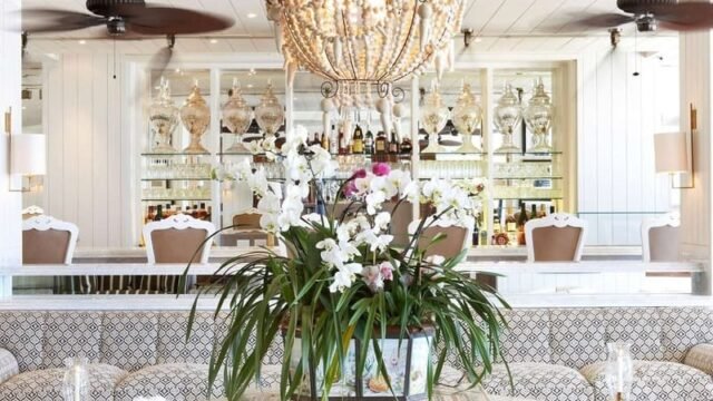 The Oyster Box, Umhlanga luxury wedding venue in KwaZulu-Natal