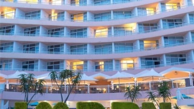 The Beverly Hills Hotel luxury wedding venue in uMhlanga