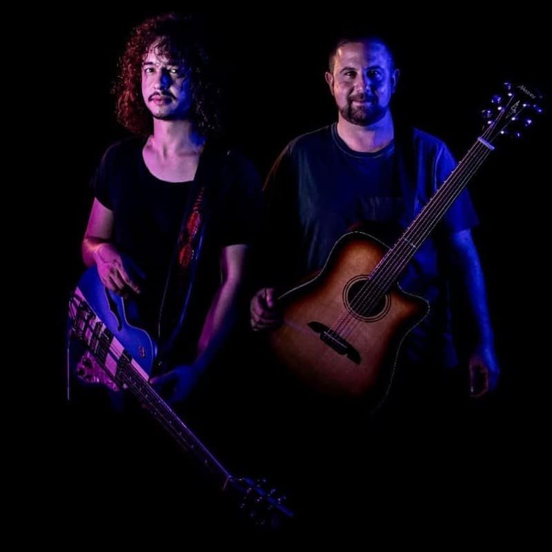 Me & Mr Green performing live at a South African wedding