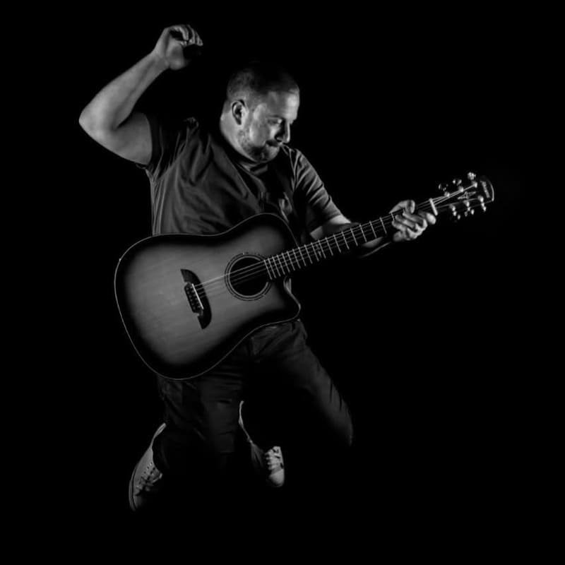 Me & Mr Green performing live at a South African wedding