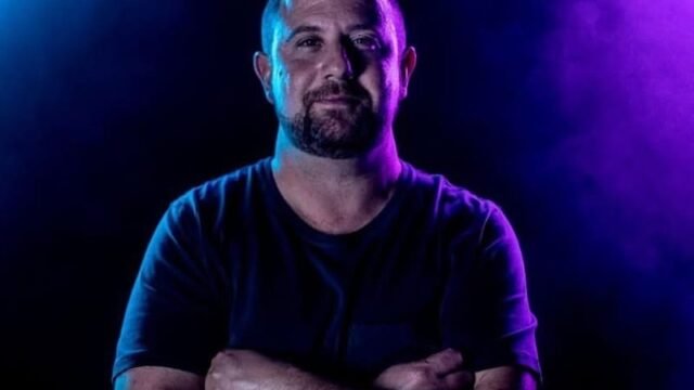 Me & Mr Green performing live at a South African wedding